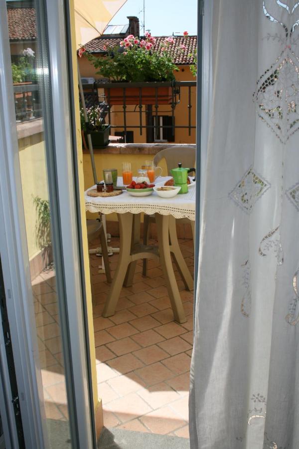 Alloggio Incantevole Sui Tetti Di Bologna Buitenkant foto